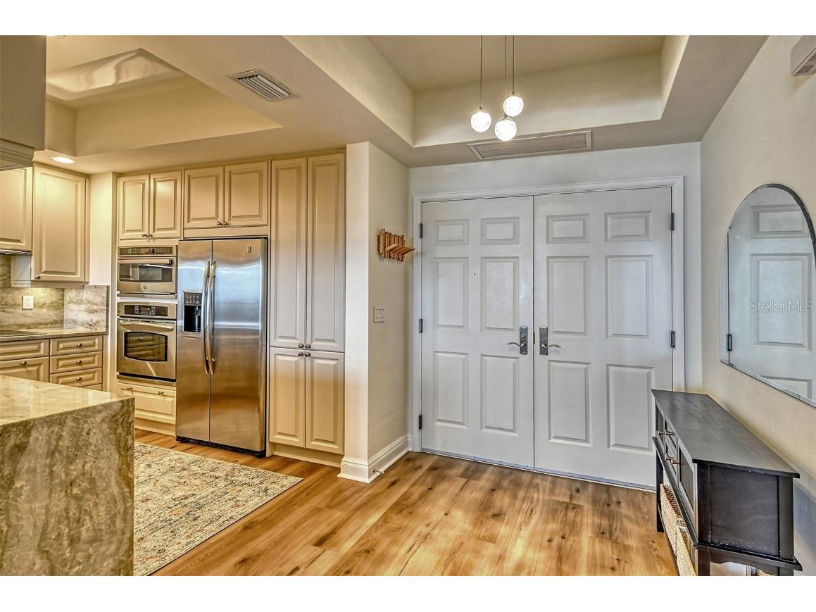 50 Central Avenue #15B Sarasota FL 34236 - SARASOTA BAY A4604561 image5