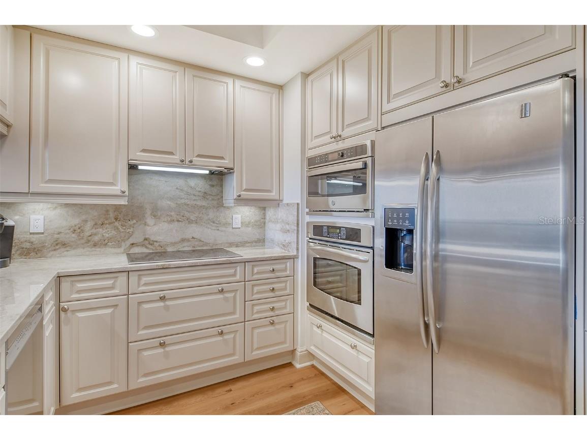 50 Central Avenue #15B Sarasota FL 34236 - SARASOTA BAY A4604561 image9