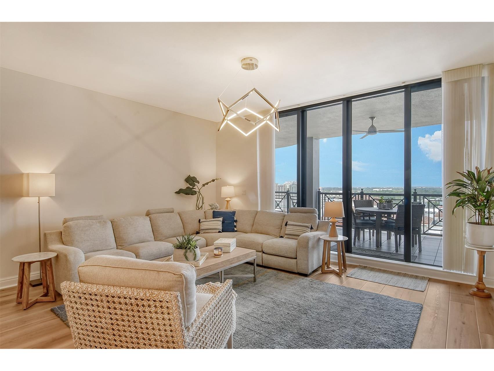 50 Central Avenue #15B Sarasota FL 34236 - SARASOTA BAY A4689716 image12