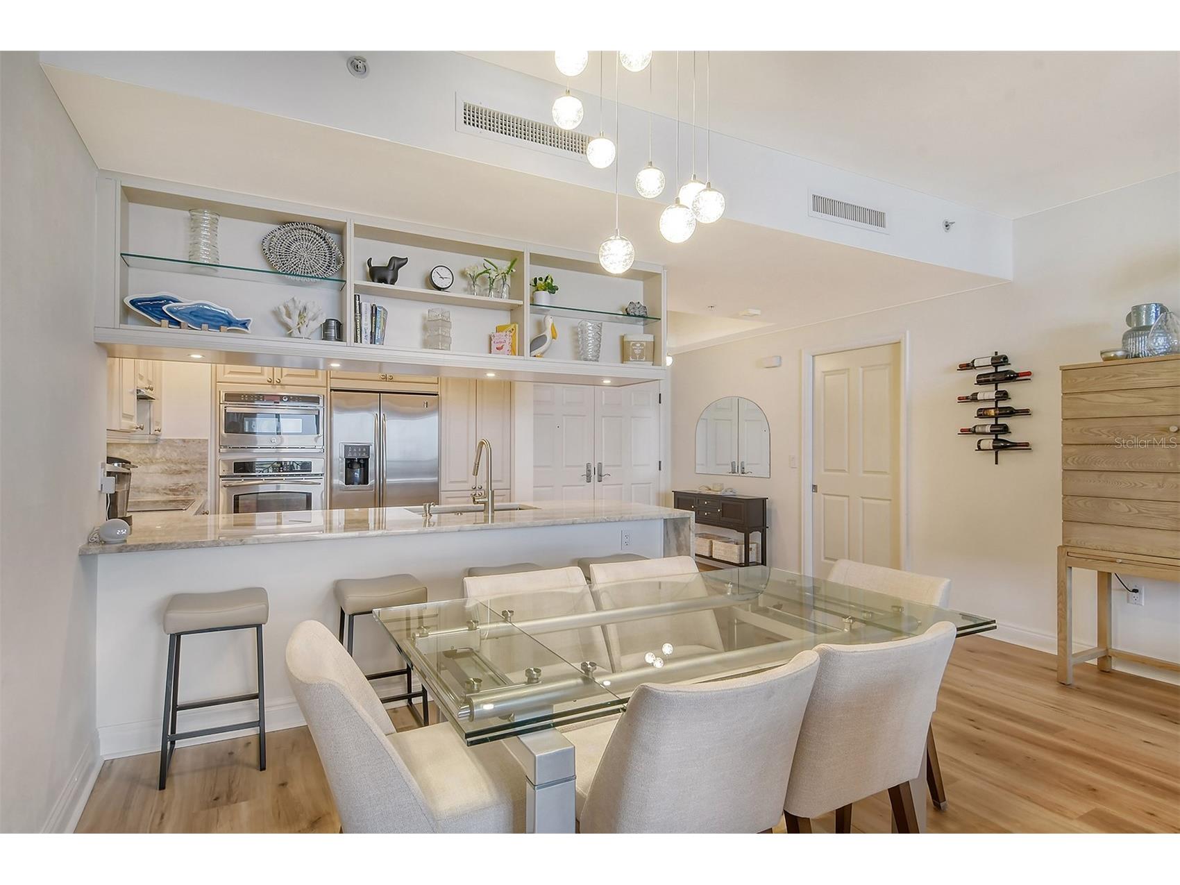 50 Central Avenue #15B Sarasota FL 34236 - SARASOTA BAY A4689716 image8
