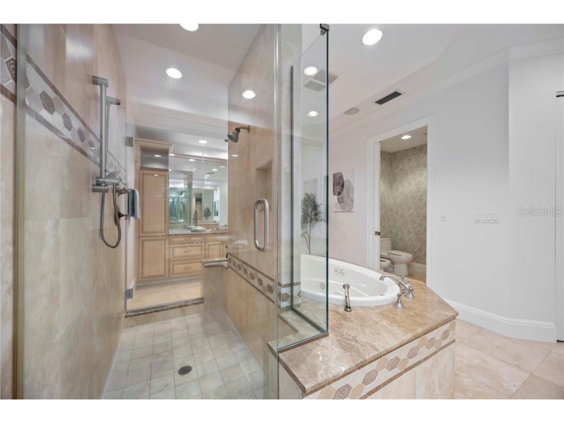 50 Central Avenue #17PHB Sarasota FL 34236 A4665701 image31