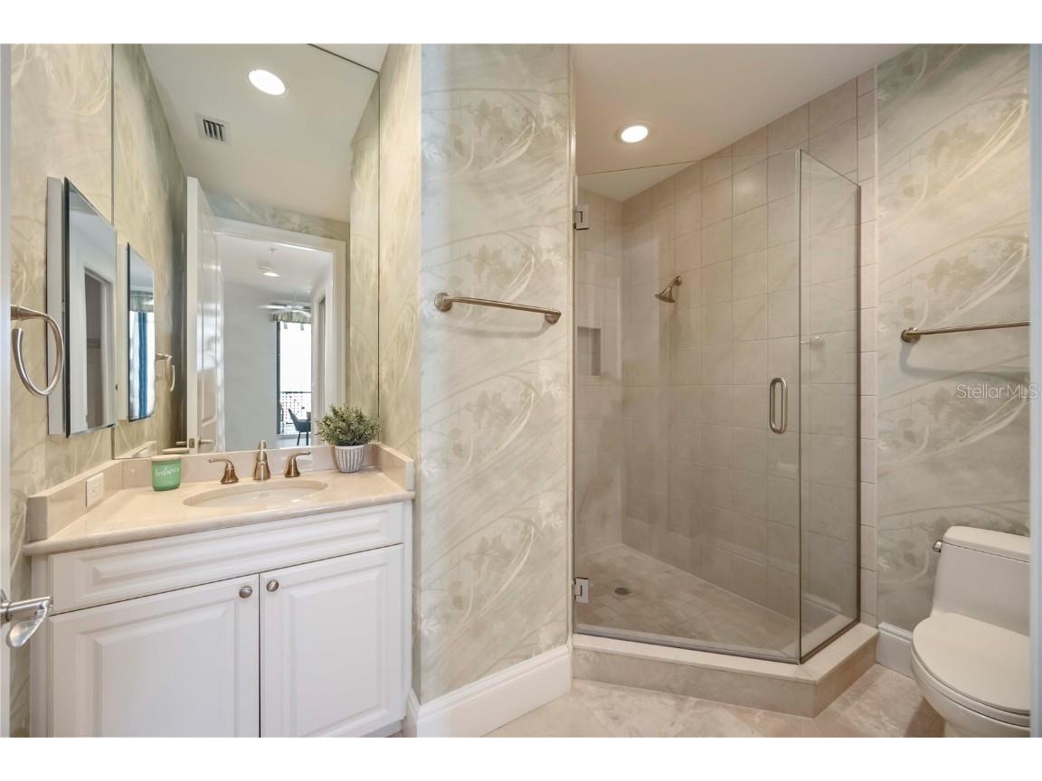 50 Central Avenue #17PHB Sarasota FL 34236 A4665701 image45