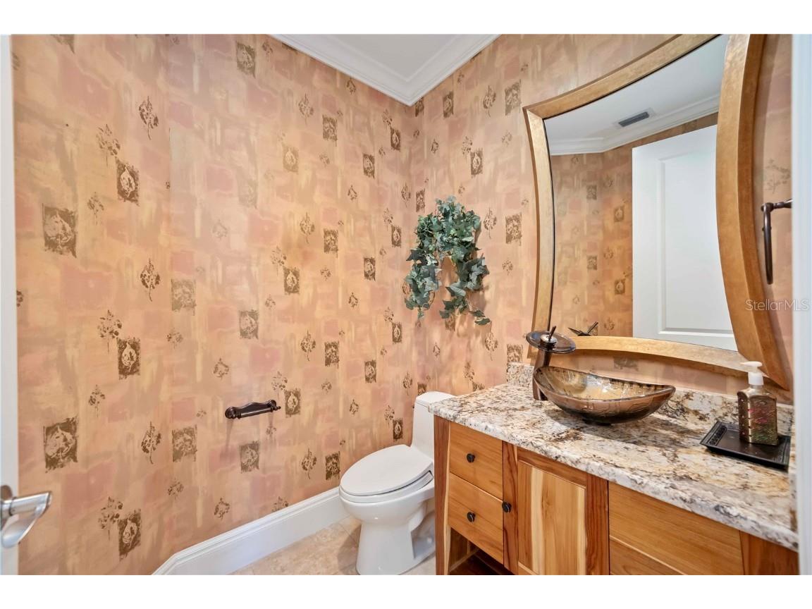 50 Central Avenue #17PHB Sarasota FL 34236 A4665701 image46