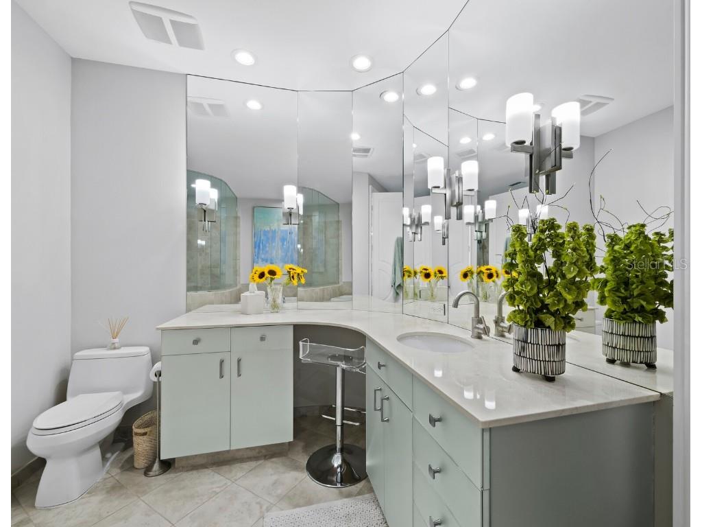 50 Central Avenue #17PHD Sarasota FL 34236 - SARASOTA BAY A4650526 image37