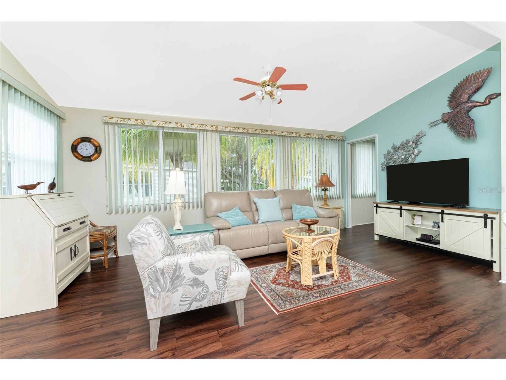 50 Crown Point Drive Nokomis FL 34275 N6143342 image2