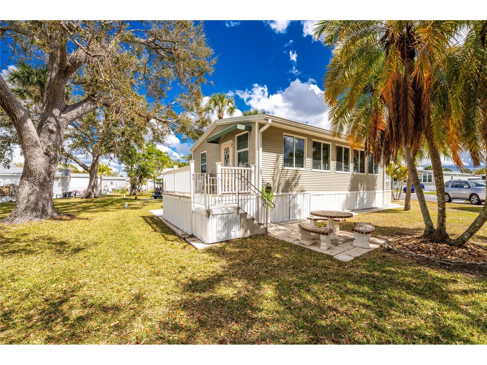 50 Crown Point Drive Nokomis FL 34275 N6143342 image37