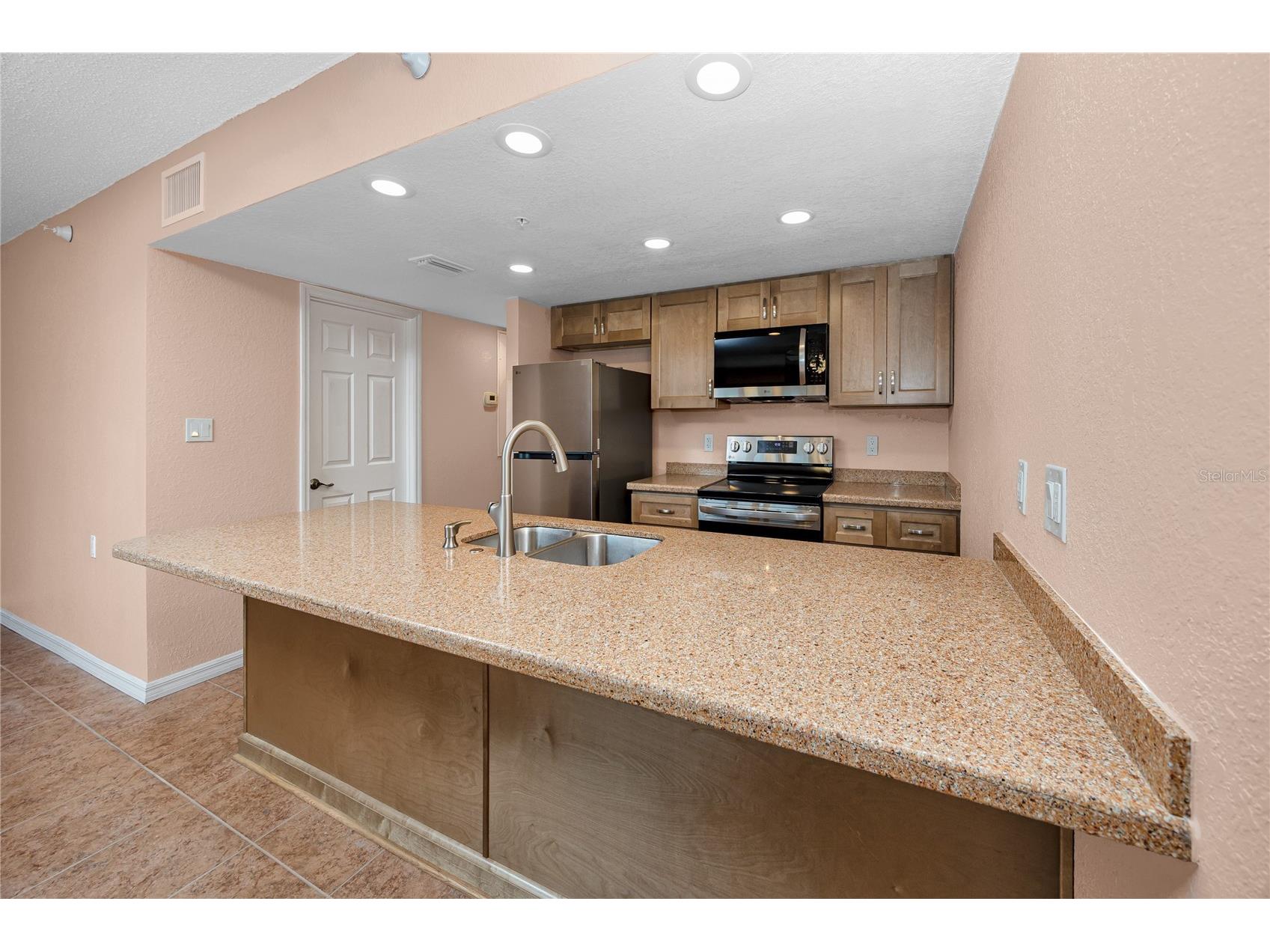 50 Gulf Boulevard #108 Indian Rocks Beach FL 33785 TB8509682 image3