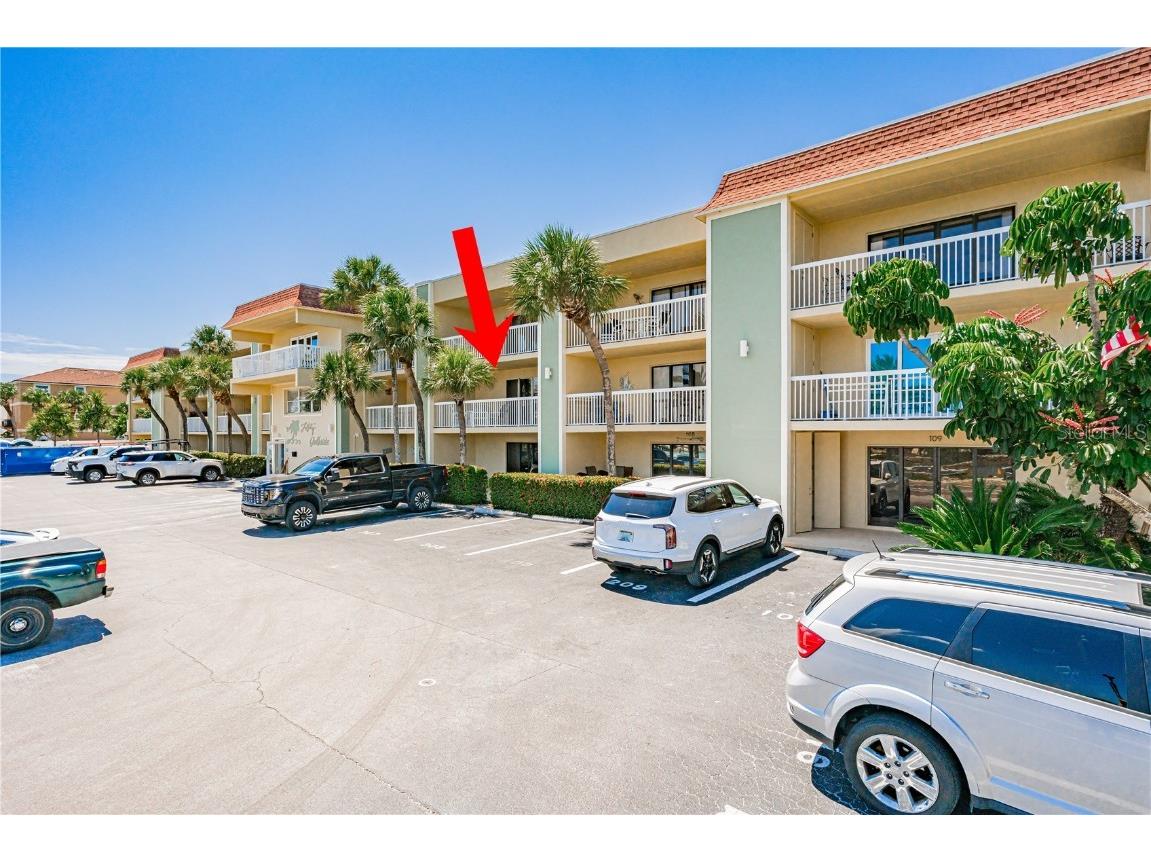 50 Gulf Boulevard #207 Indian Rocks Beach FL 33785 TB8427760 image2