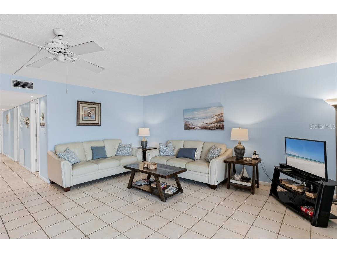 50 Gulf Boulevard #207 Indian Rocks Beach FL 33785 TB8427760 image8