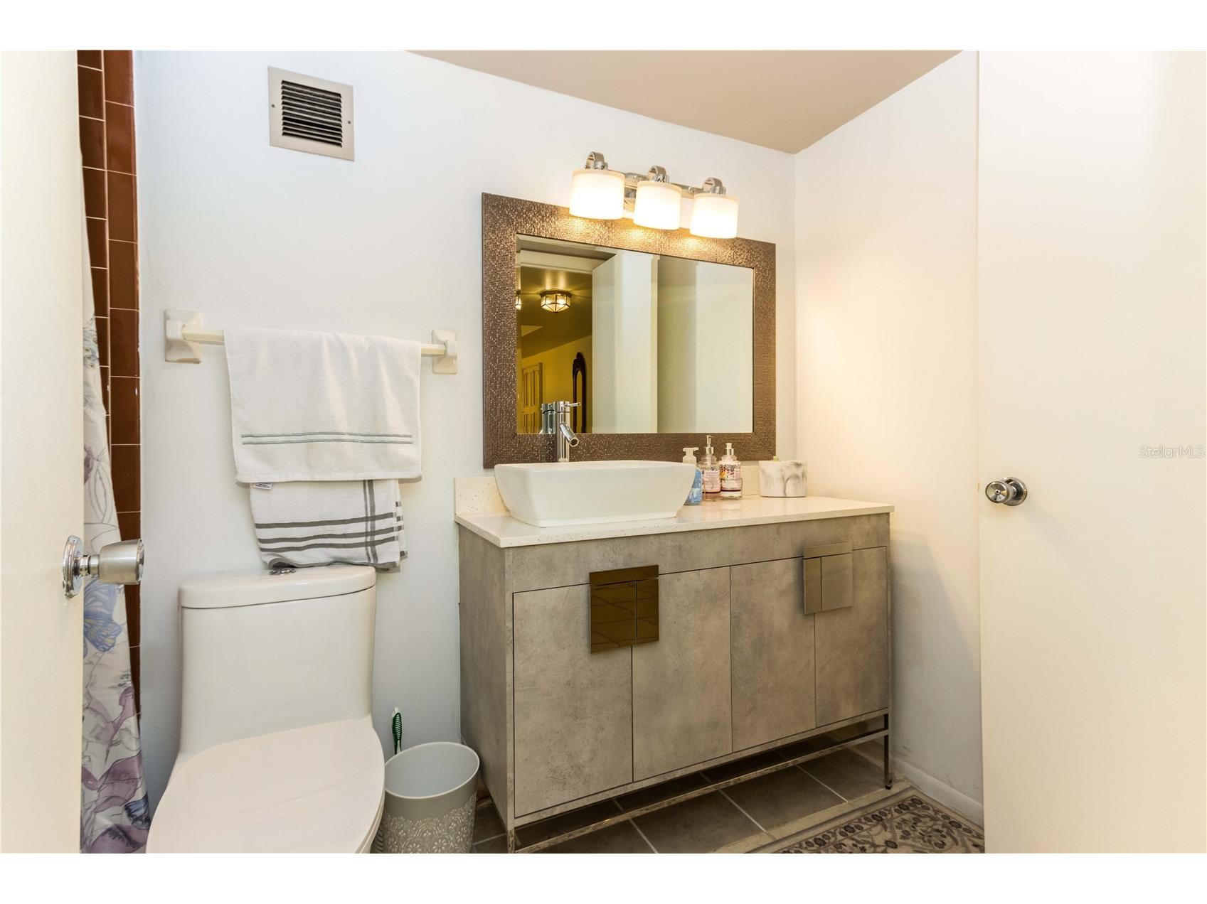 50 Harbor View Lane #11 Belleair Bluffs FL 33770 TB8459107 image31