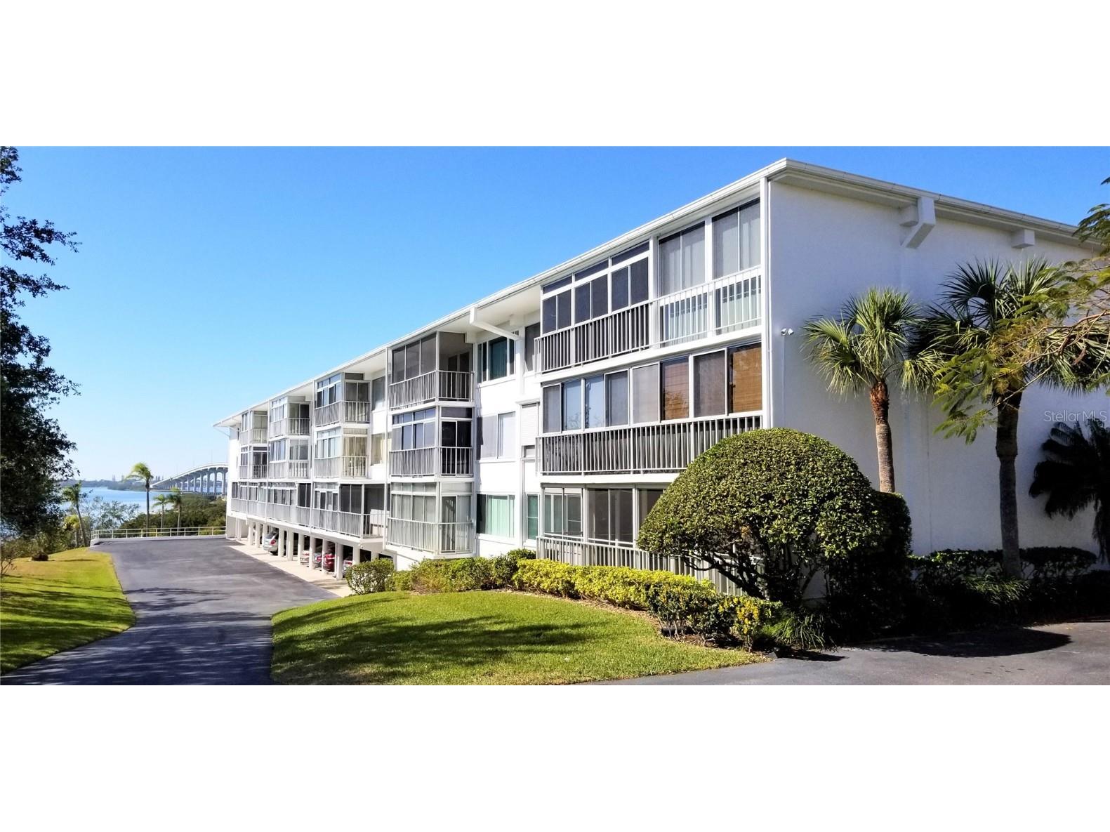 50 Harbor View Lane #35 Belleair Bluffs FL 33770 - INTRACOASTAL WATERWAY U8150216 image1