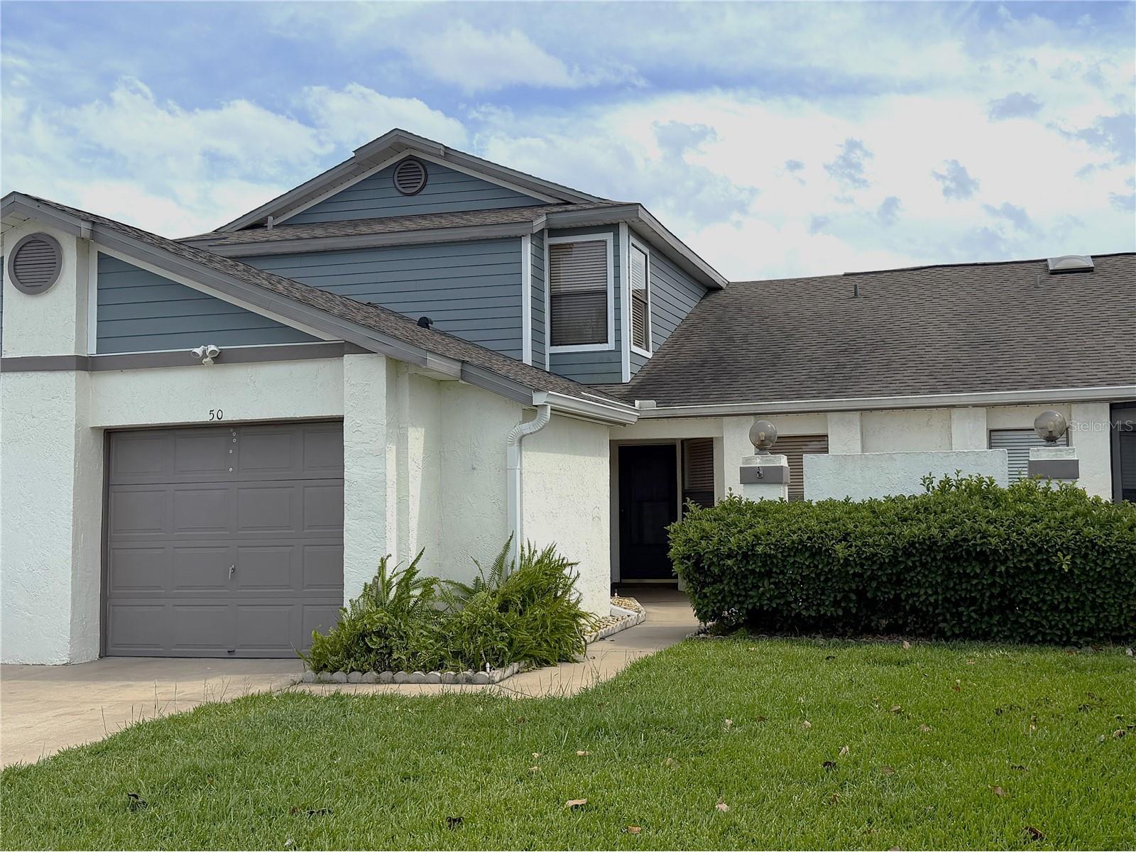 50 Lakepointe Circle Kissimmee FL 34743 O6401506 image1