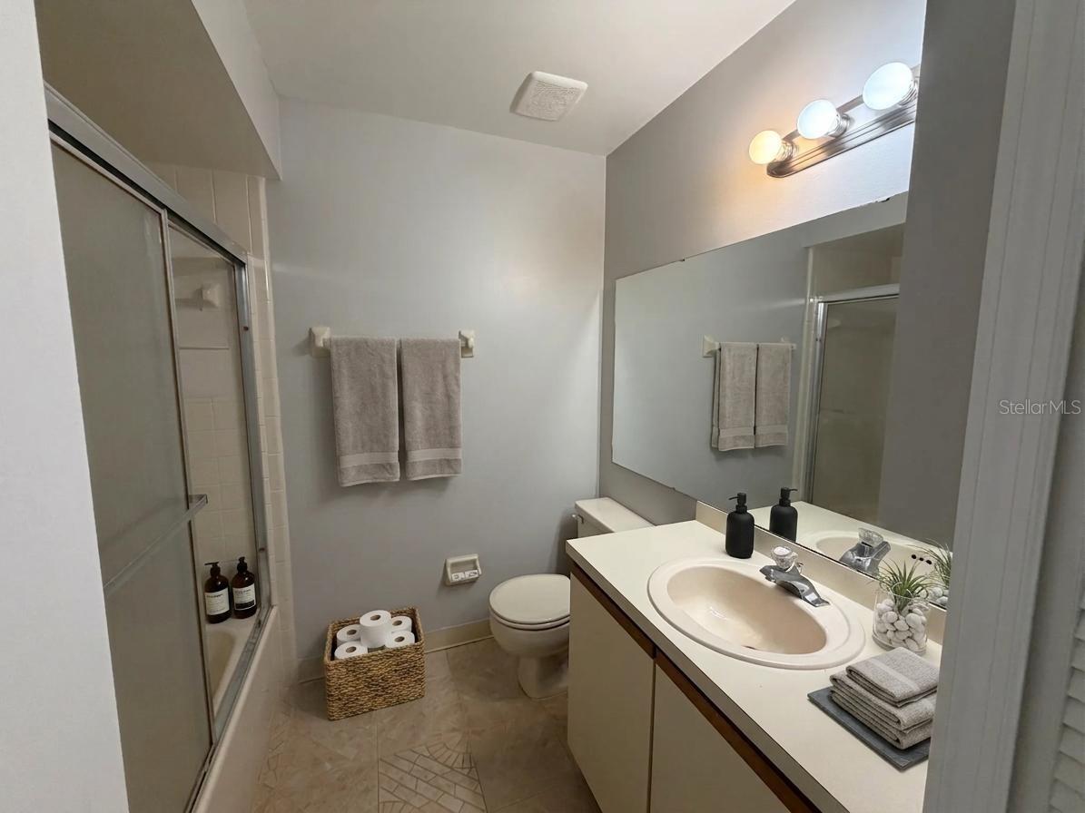 50 Lakepointe Circle Kissimmee FL 34743 O6401506 image10