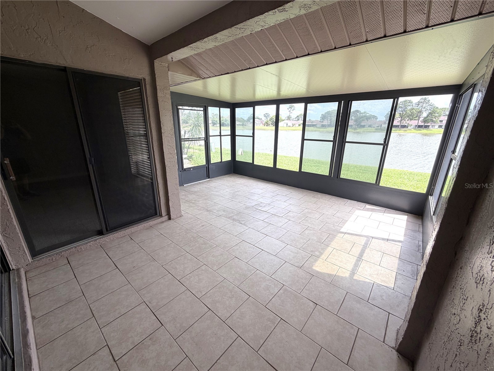 50 Lakepointe Circle Kissimmee FL 34743 O6401506 image19