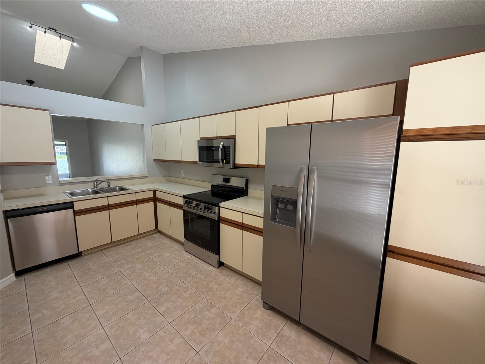 50 Lakepointe Circle Kissimmee FL 34743 O6401506 image29