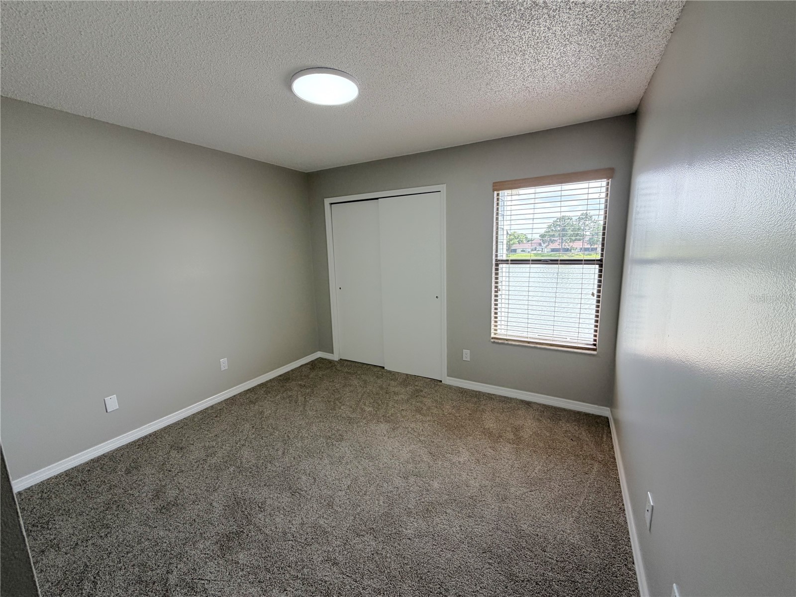 50 Lakepointe Circle Kissimmee FL 34743 O6401506 image34