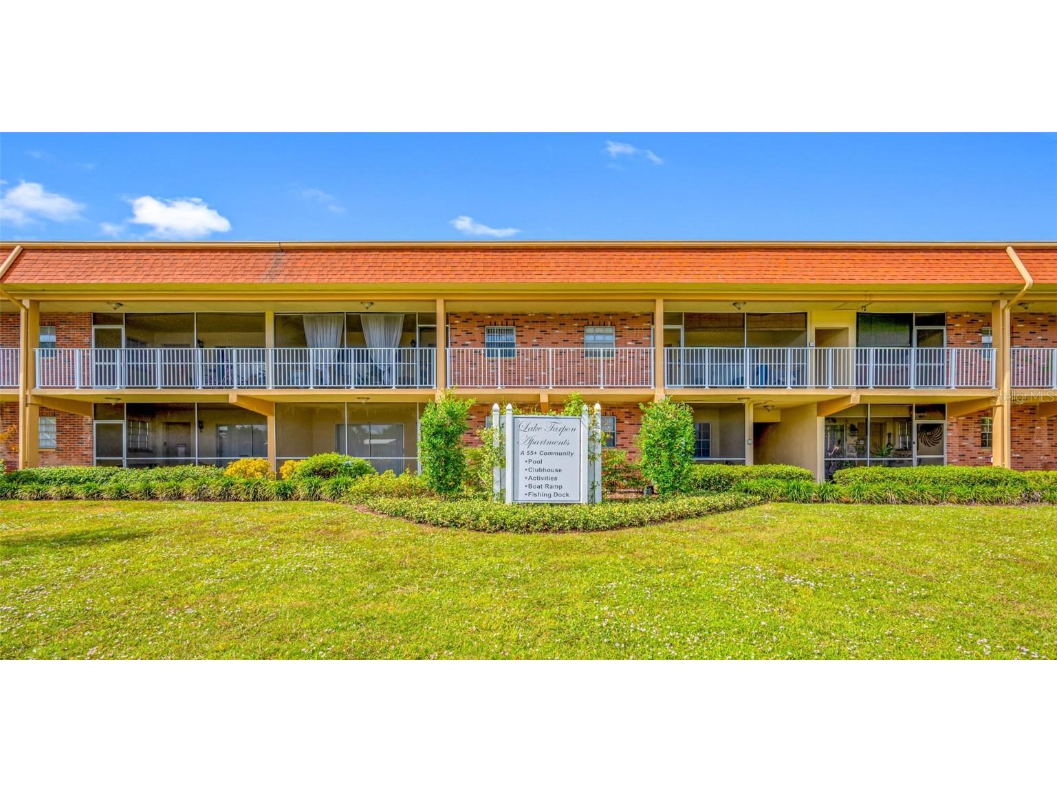 50 Liberty Way #10 Palm Harbor FL 34684 TB8449503 image1