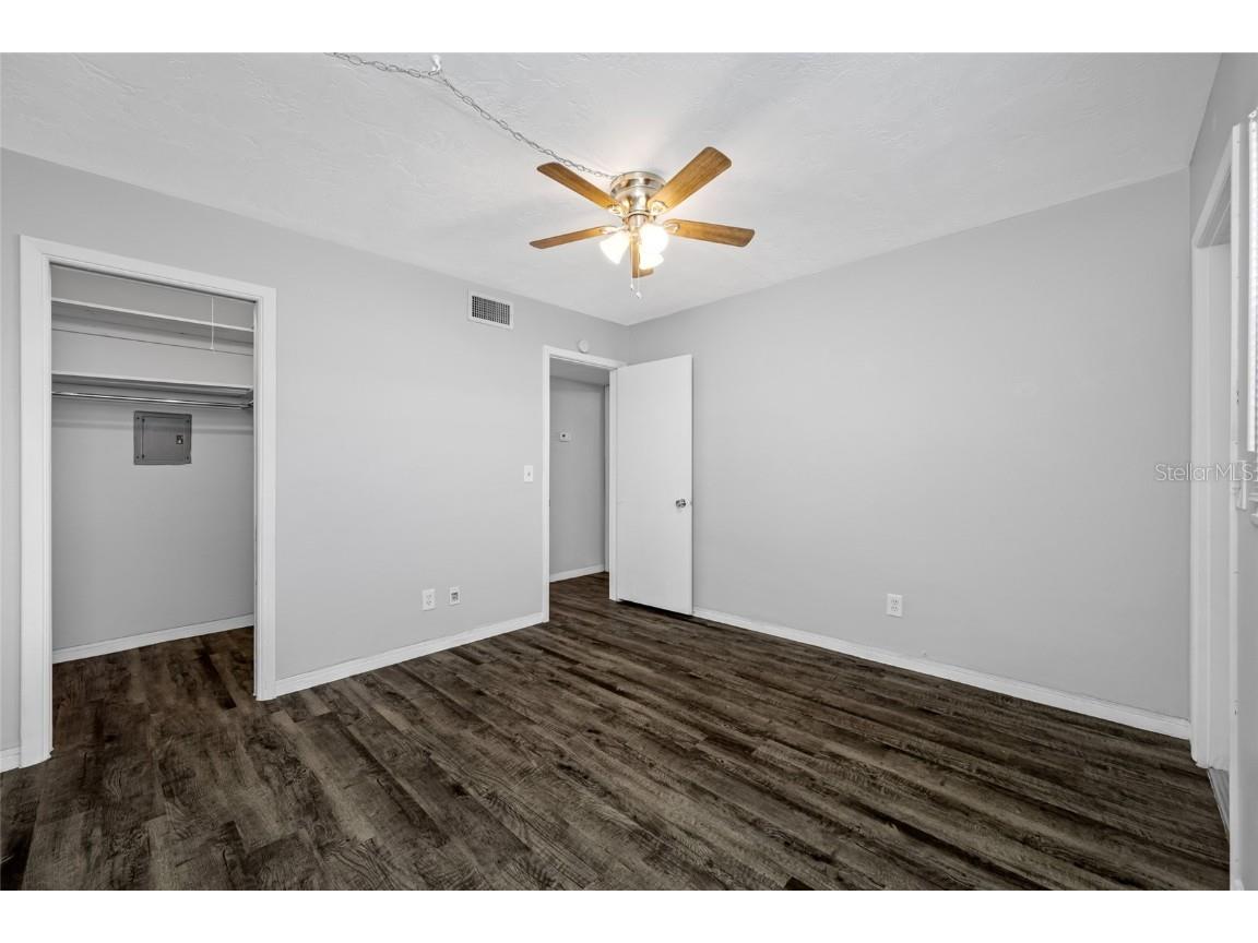 50 Liberty Way #10 Palm Harbor FL 34684 TB8449503 image16