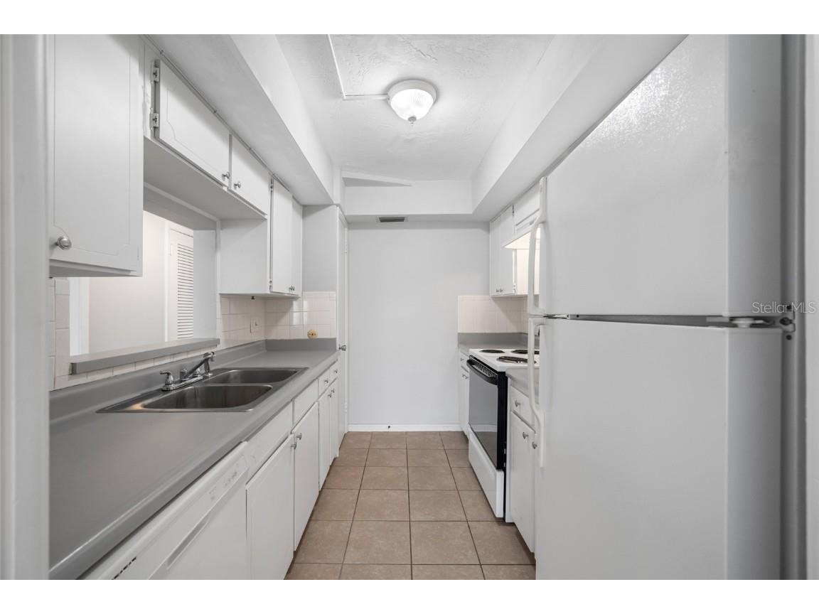 50 Liberty Way #10 Palm Harbor FL 34684 TB8449503 image6