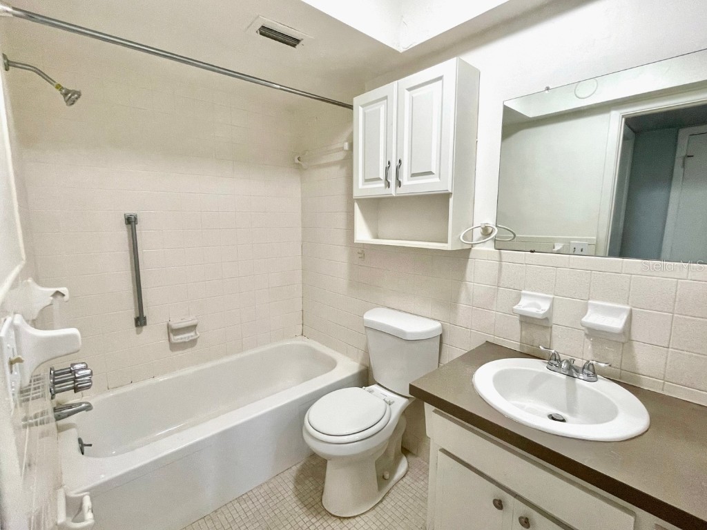 50 Liberty Way #6 Palm Harbor FL 34684 T3547996 image1