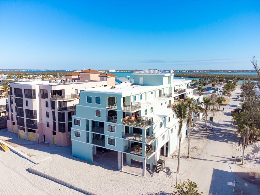 50 Meredith Drive #12 Englewood FL 34223 D6139894 image1