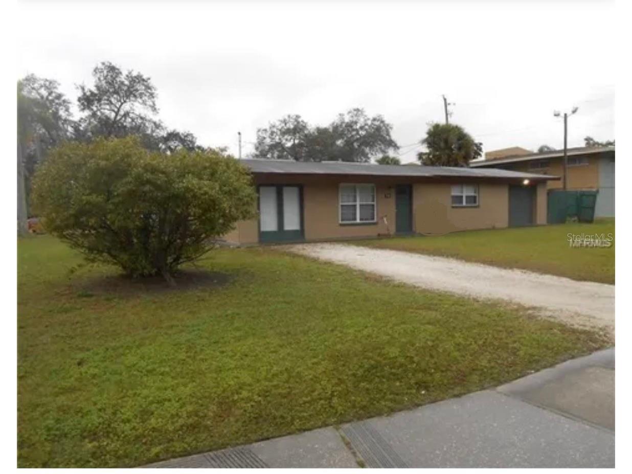 50 Midwest Parkway Sarasota FL 34232 A4684438 image1