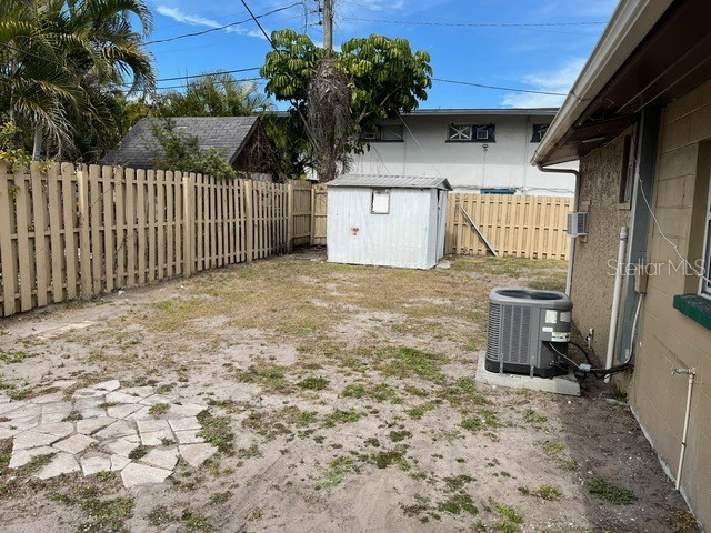 50 Midwest Parkway Sarasota FL 34232 A4684438 image17