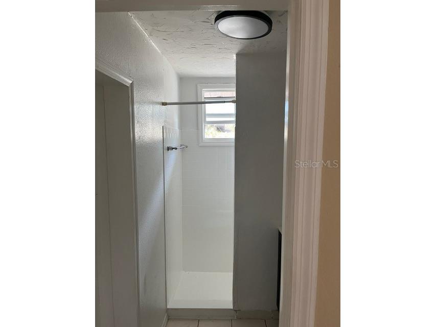 50 Midwest Parkway Sarasota FL 34232 A4684438 image22