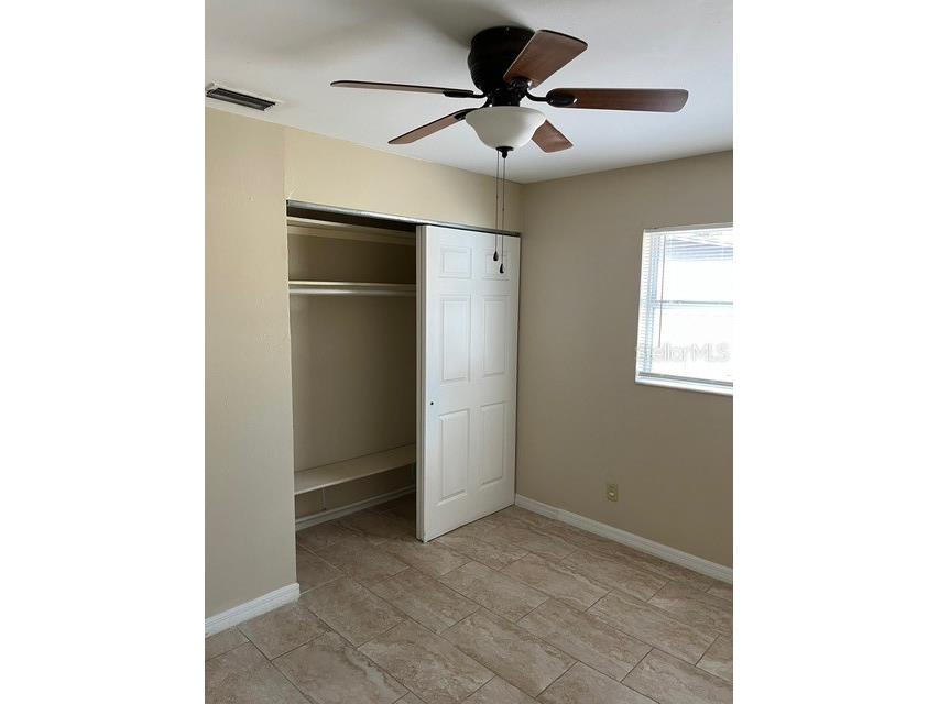 50 Midwest Parkway Sarasota FL 34232 A4684438 image8