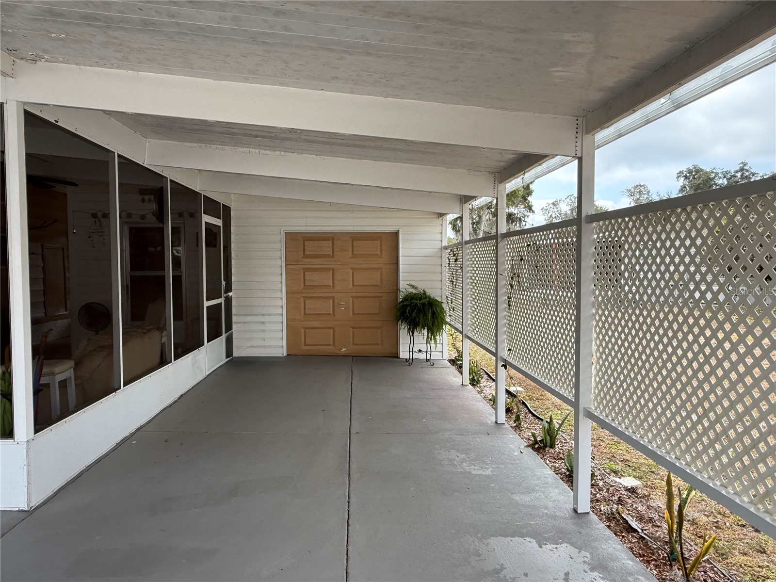 50 N Bobwhite Road Wildwood FL 34785 - LAKE OKAHUMPKA G5108140 image4