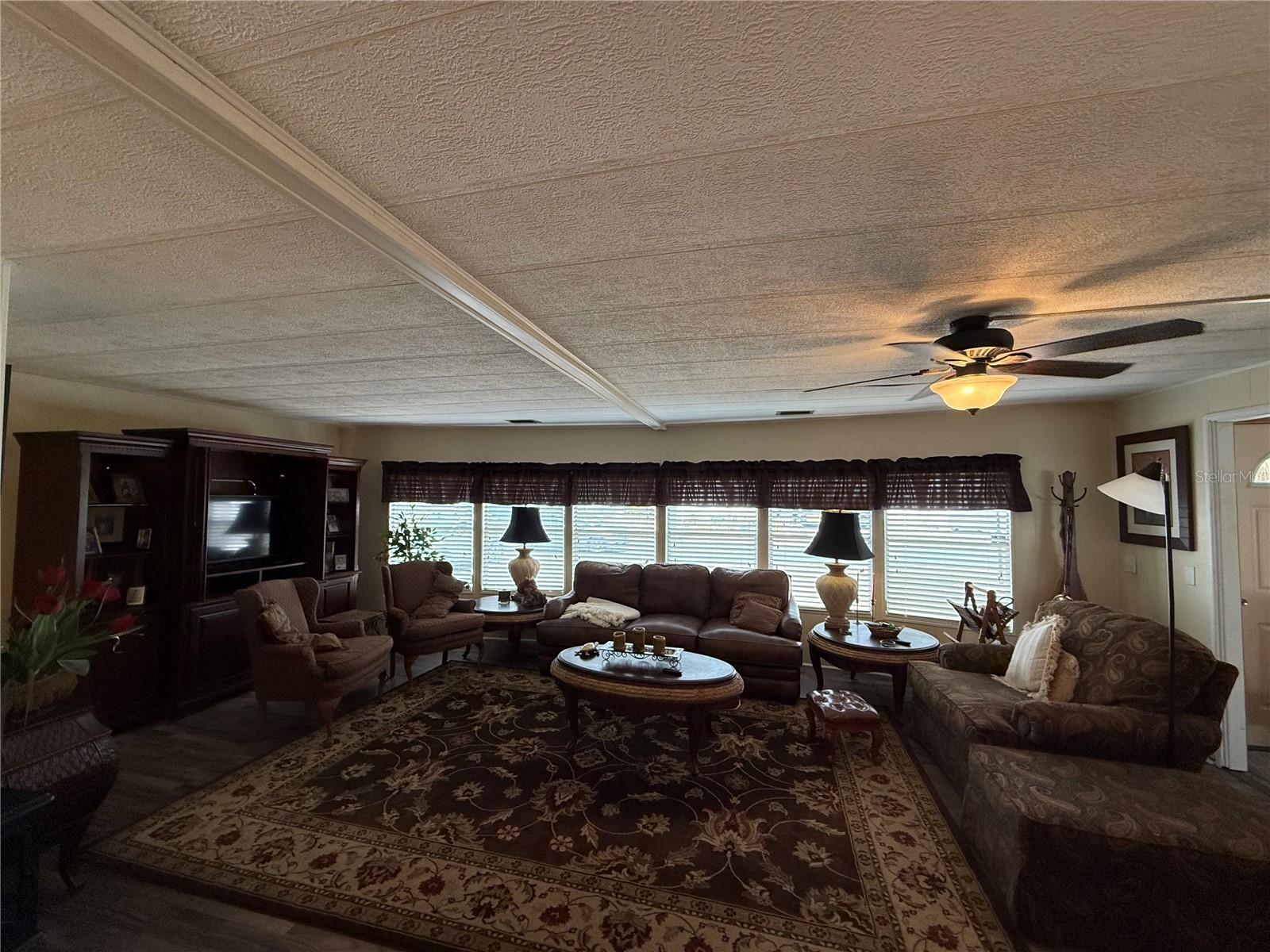 50 N Bobwhite Road Wildwood FL 34785 - LAKE OKAHUMPKA G5108140 image9