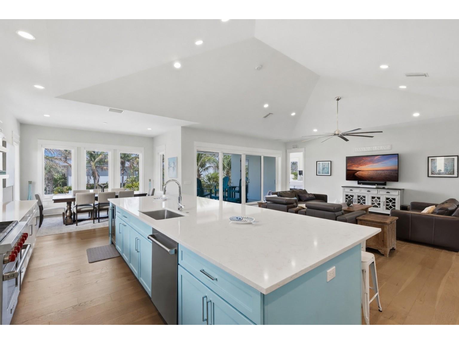 50 N Shore Drive Anna Maria FL 34216 A4677955 image14