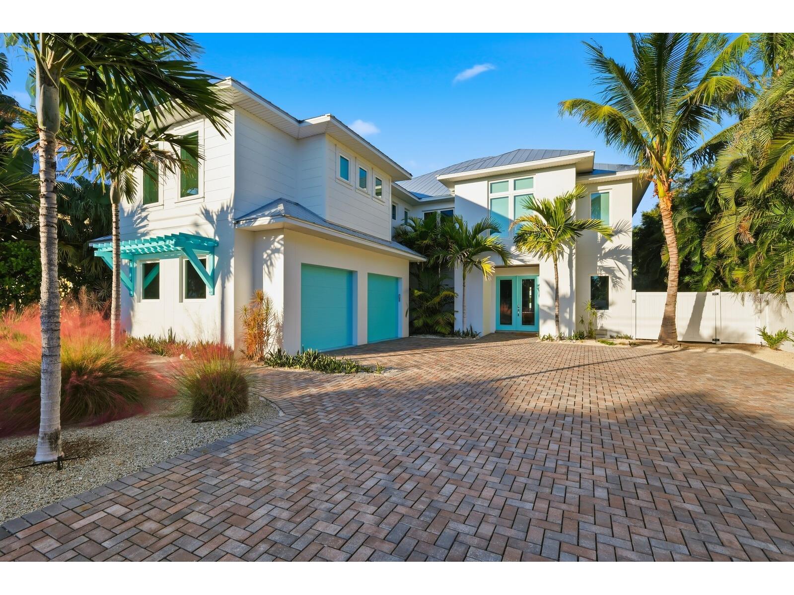 50 N Shore Drive Anna Maria FL 34216 A4677955 image2