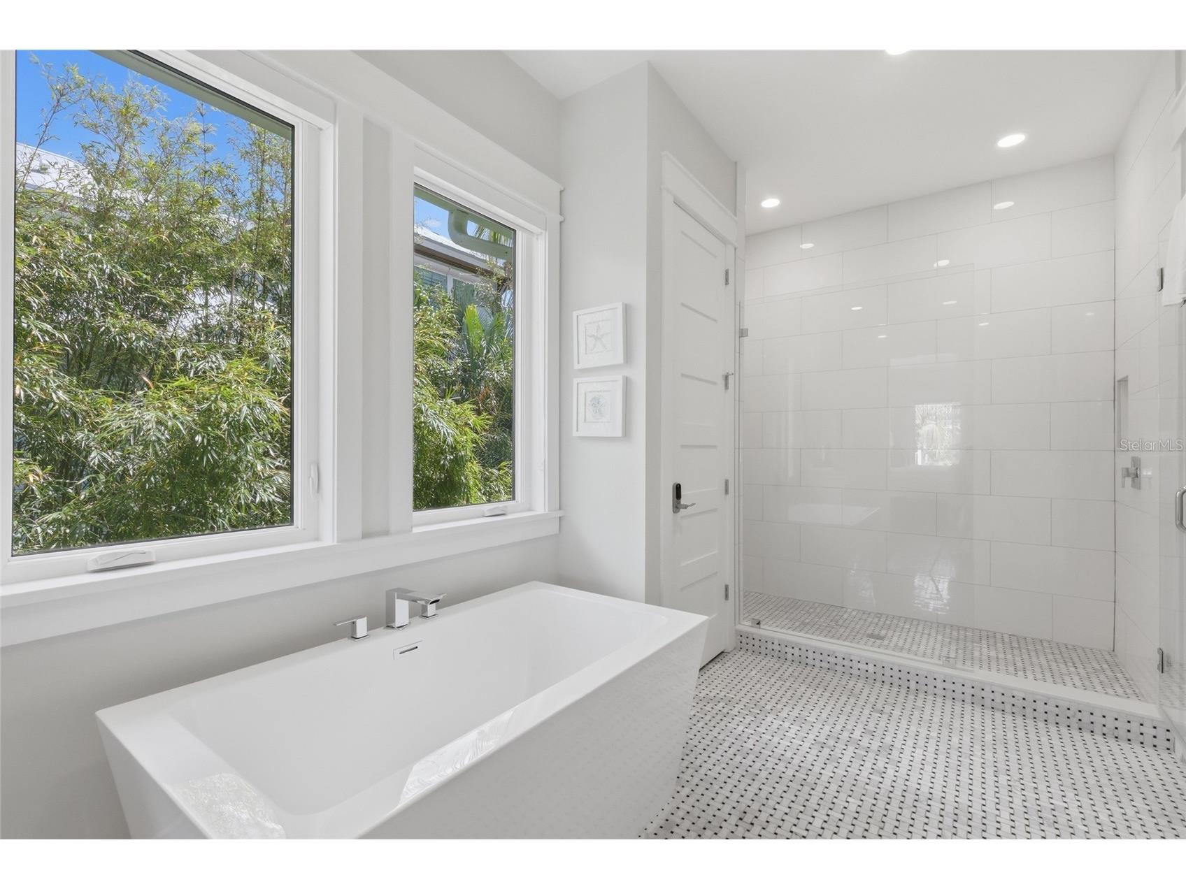 50 N Shore Drive Anna Maria FL 34216 A4677955 image23