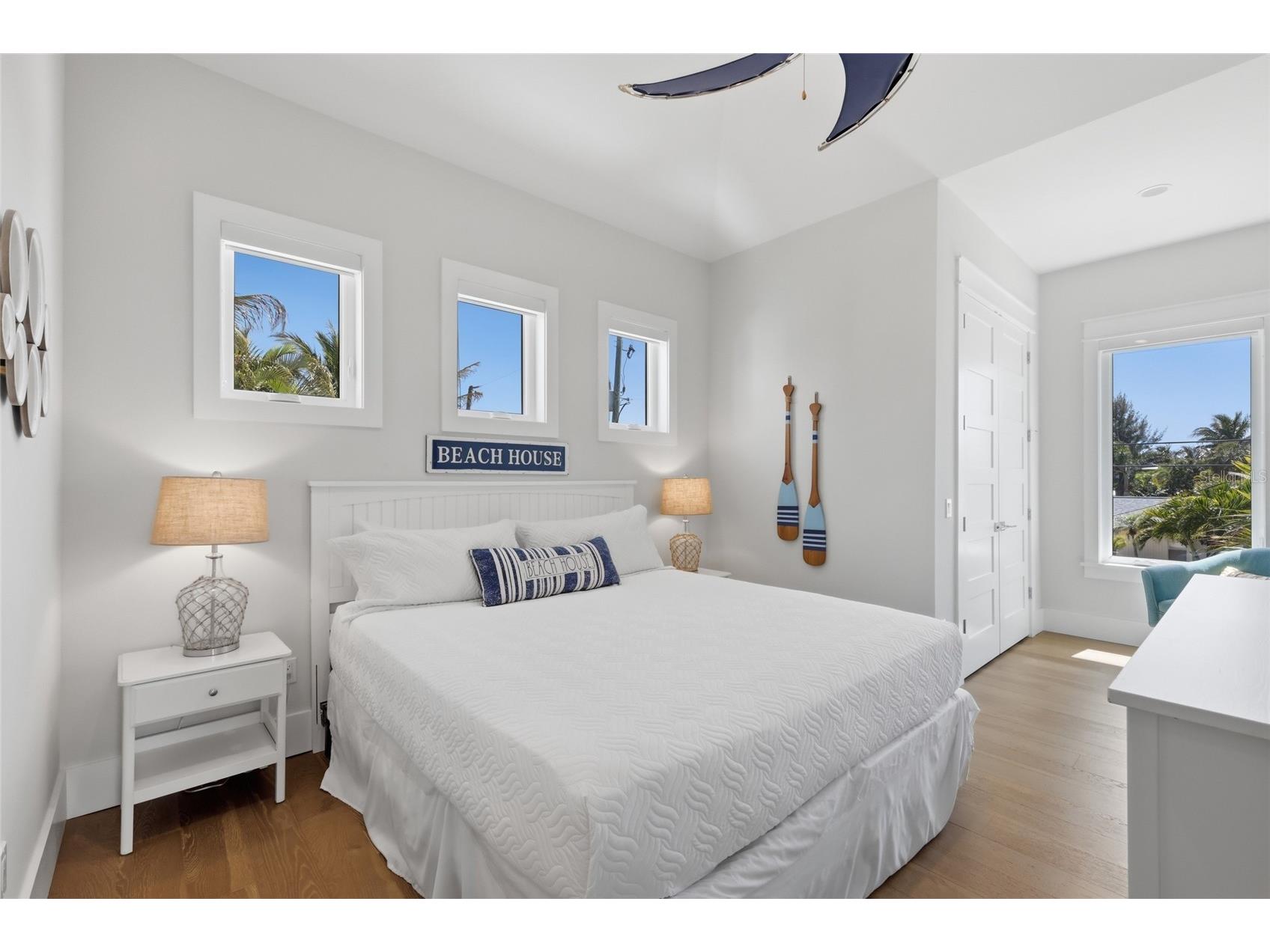 50 N Shore Drive Anna Maria FL 34216 A4677955 image27