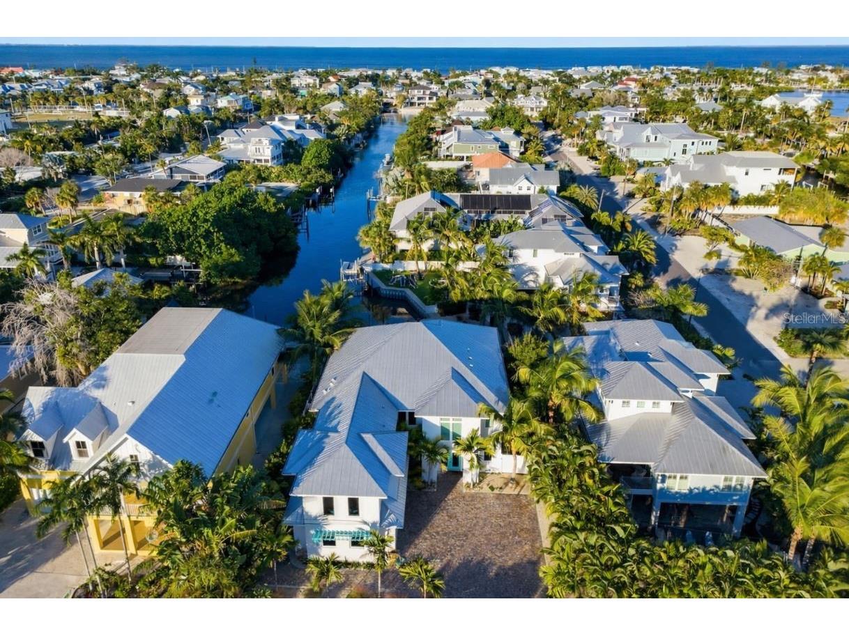 50 N Shore Drive Anna Maria FL 34216 A4677955 image3
