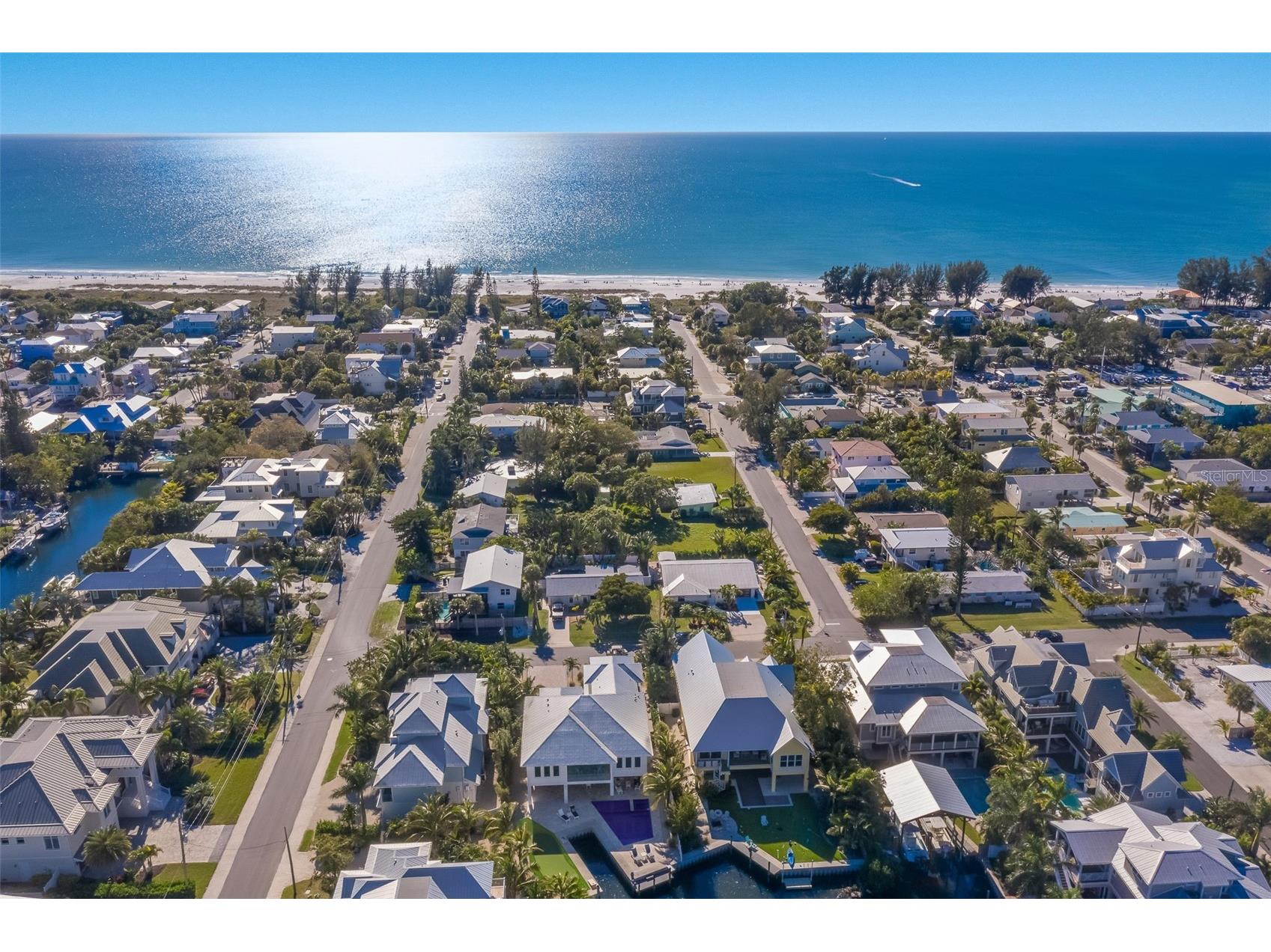 50 N Shore Drive Anna Maria FL 34216 A4677955 image74
