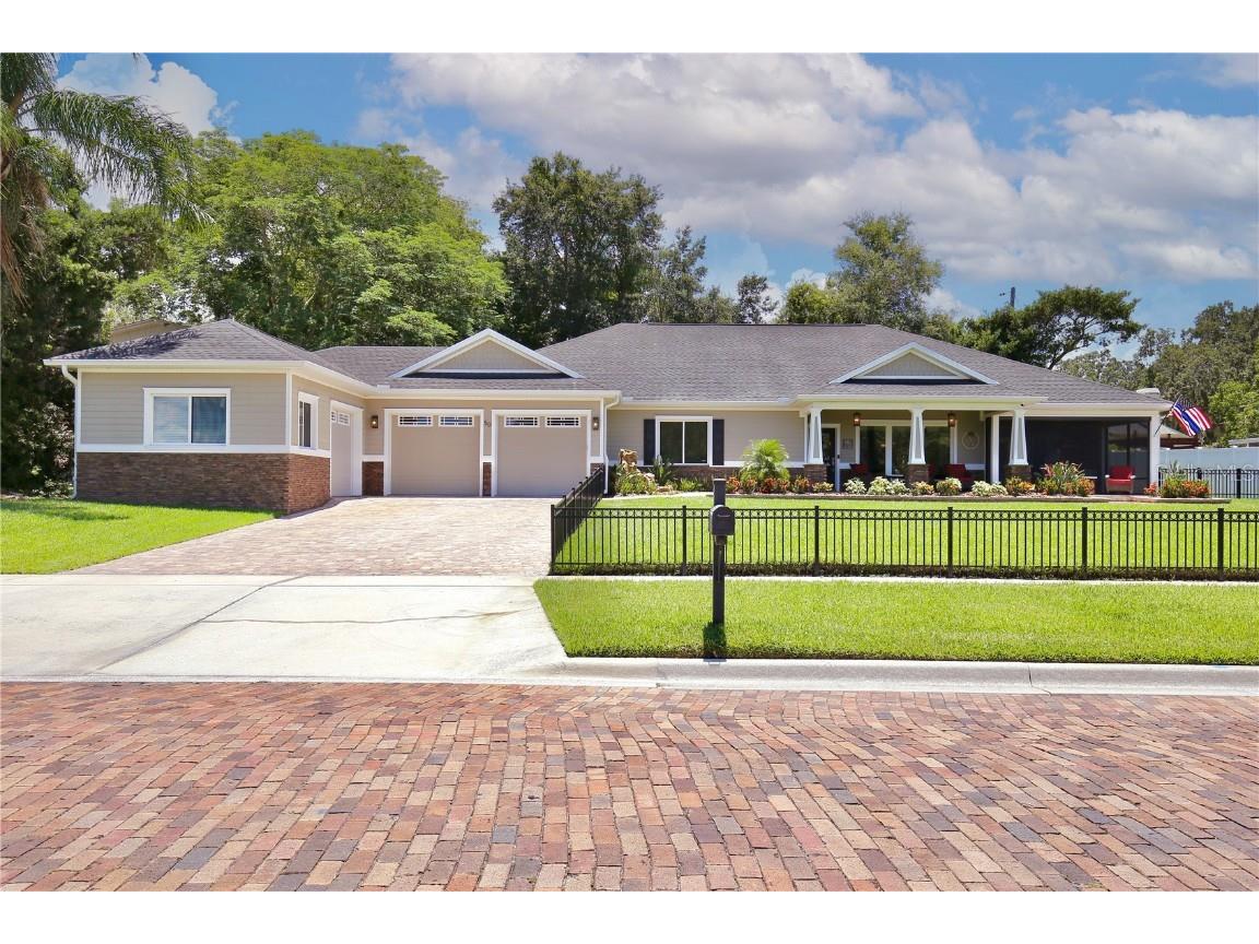 50 W Garden Avenue Winter Garden FL 34787 - LAKE APOPKA O6113967 image1