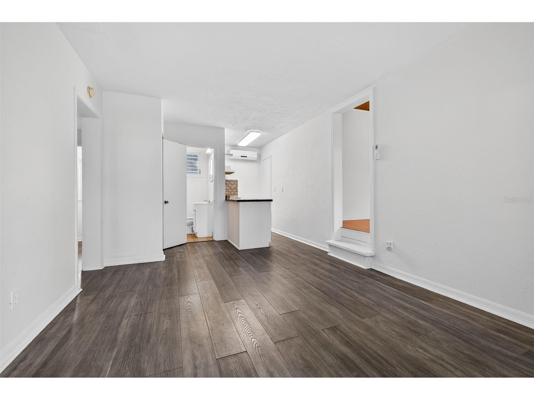 500 35th Avenue N Saint Petersburg FL 33704 TB8509385 image18