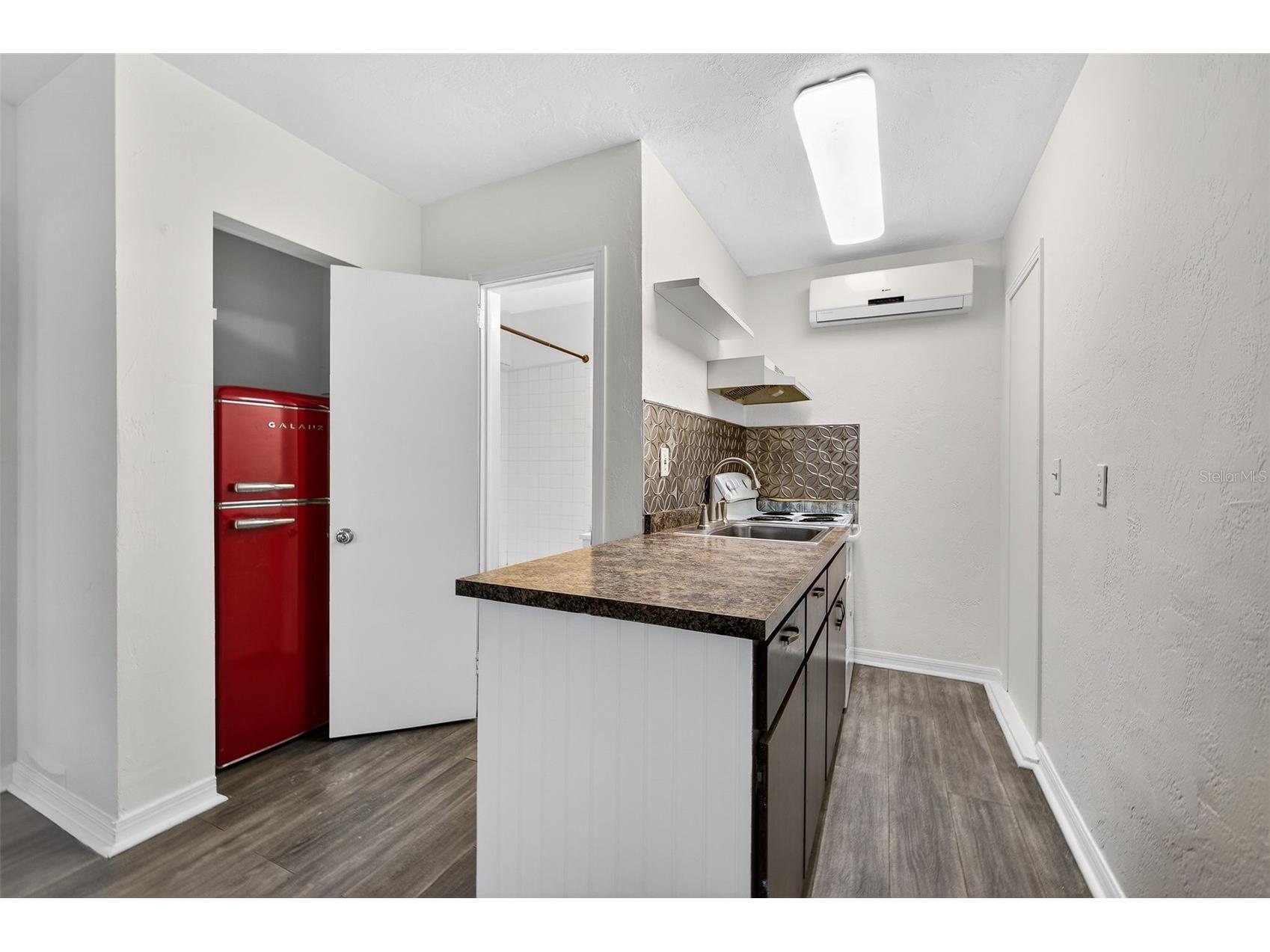 500 35th Avenue N Saint Petersburg FL 33704 TB8509385 image20