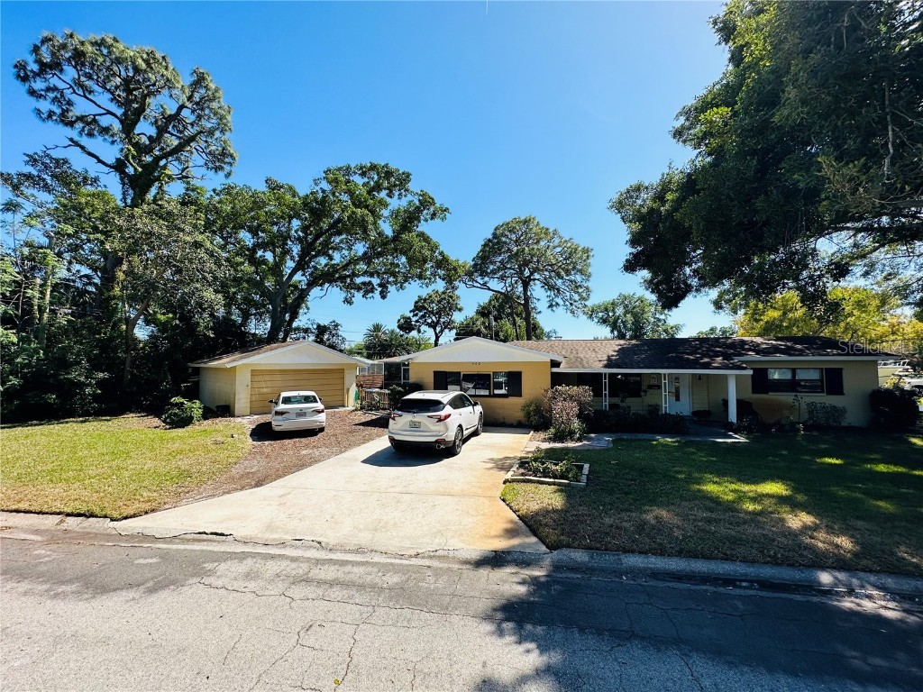 500 68th Avenue S Saint Petersburg FL 33705 U8193519 image1