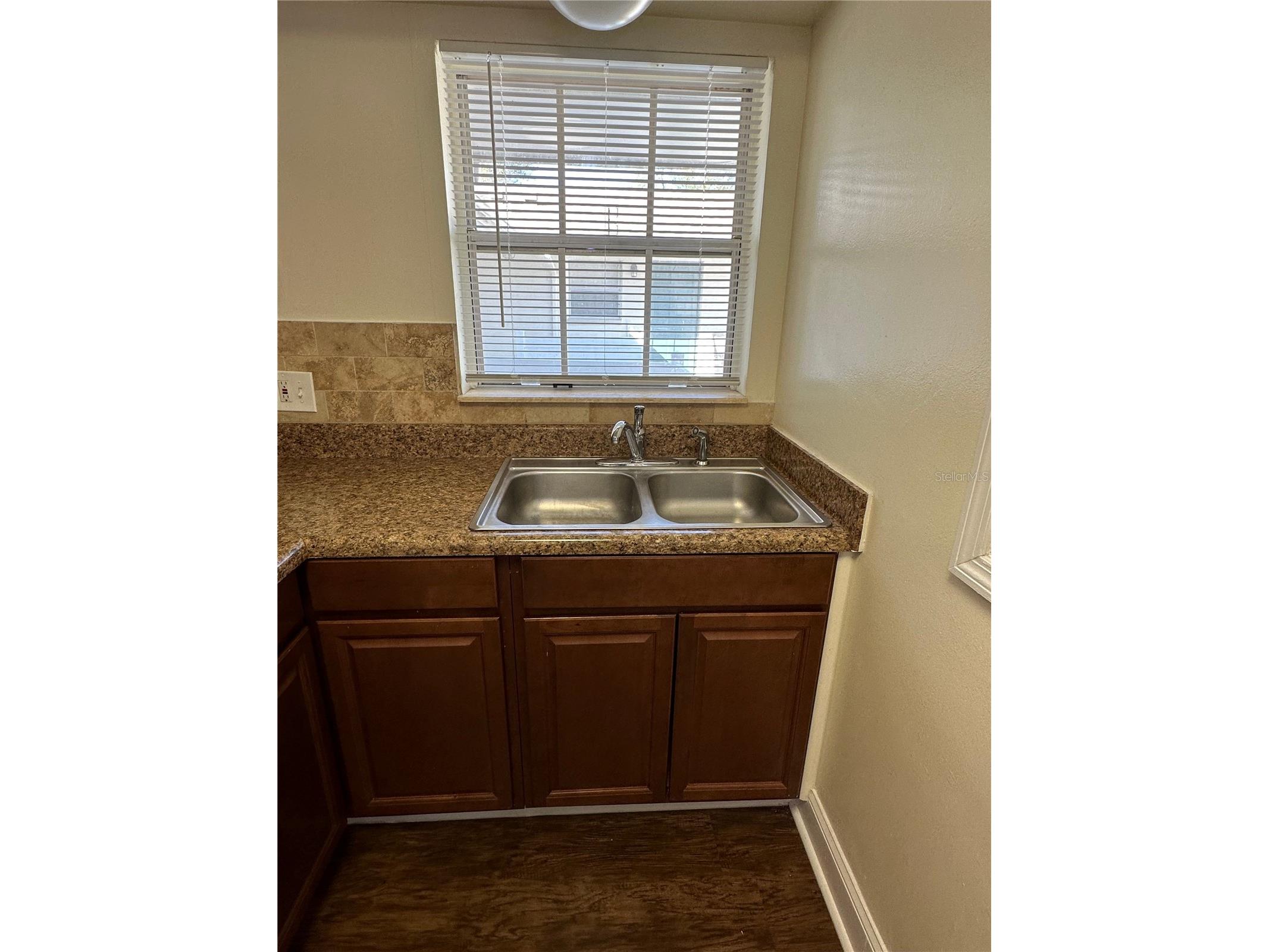 500 75th Avenue N #2 Saint Petersburg FL 33702 O6393112 image4