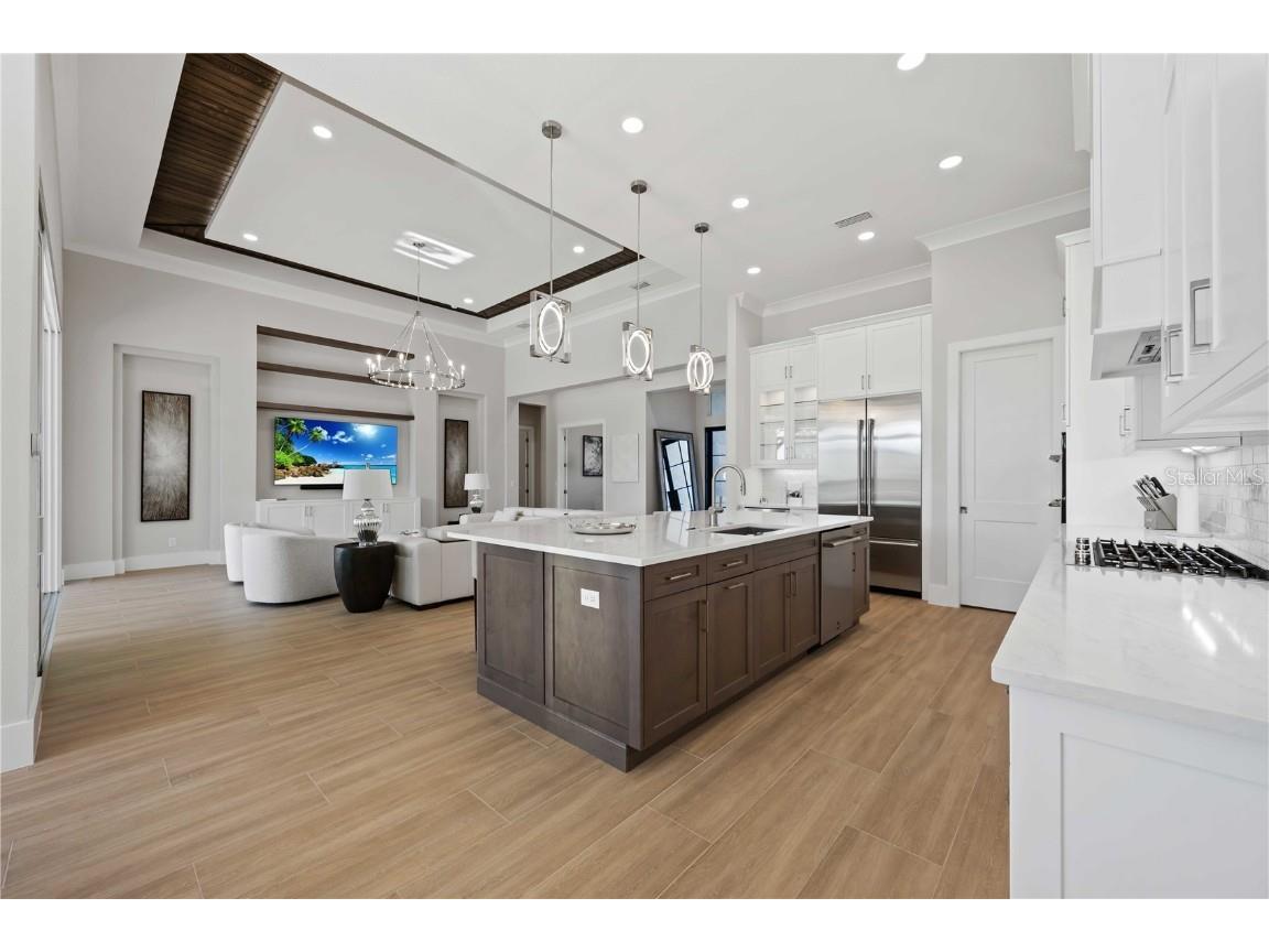 500 Blue Shell Loop Sarasota FL 34240 A4669351 image10