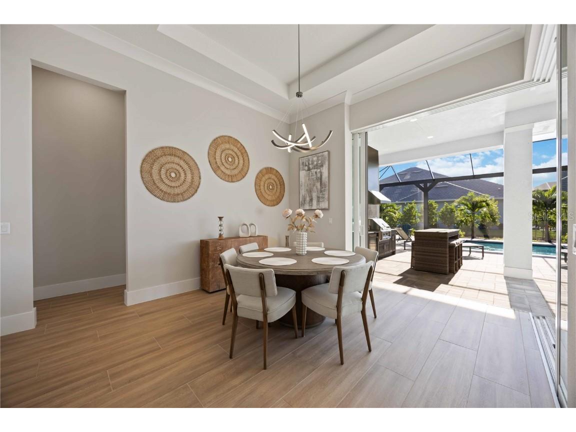 500 Blue Shell Loop Sarasota FL 34240 A4669351 image14