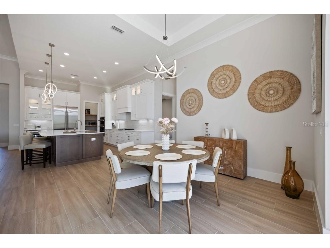 500 Blue Shell Loop Sarasota FL 34240 A4669351 image15