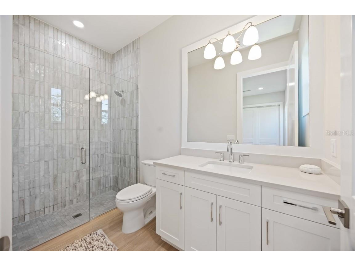 500 Blue Shell Loop Sarasota FL 34240 A4669351 image21