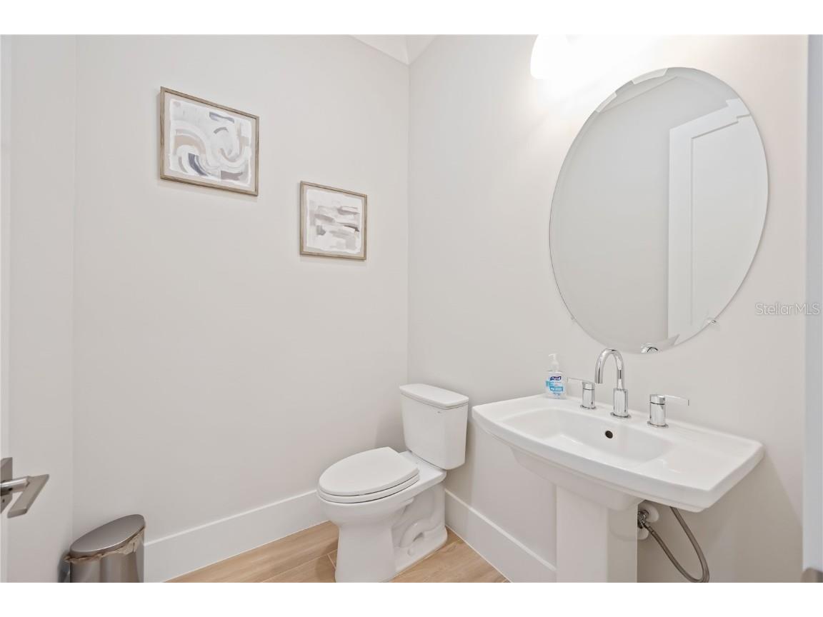 500 Blue Shell Loop Sarasota FL 34240 A4669351 image35