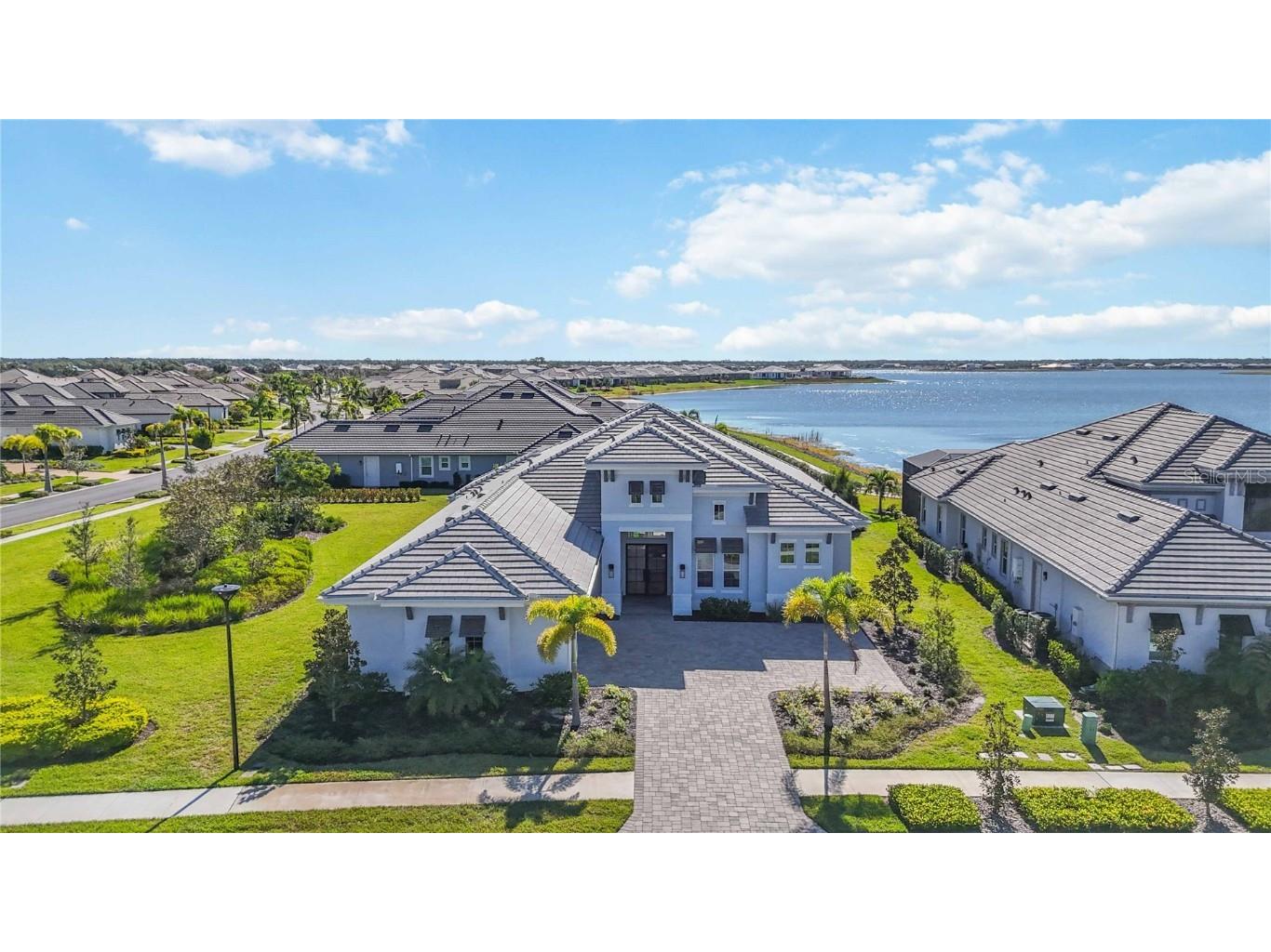 500 Blue Shell Loop Sarasota FL 34240 A4669351 image43