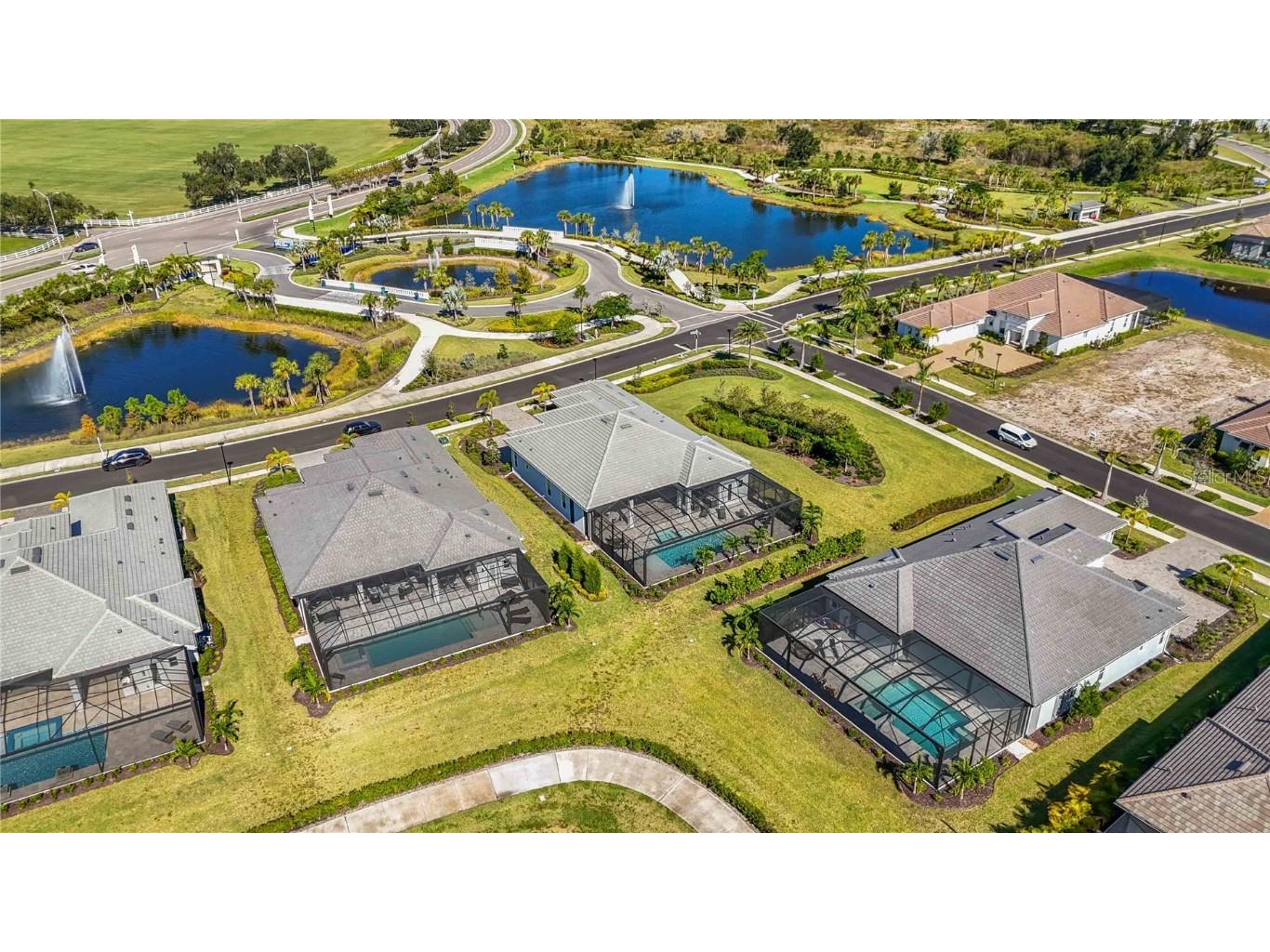 500 Blue Shell Loop Sarasota FL 34240 A4669351 image51