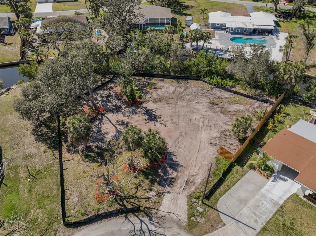 500 Canal Way Nokomis FL 34275 N6137487 image3